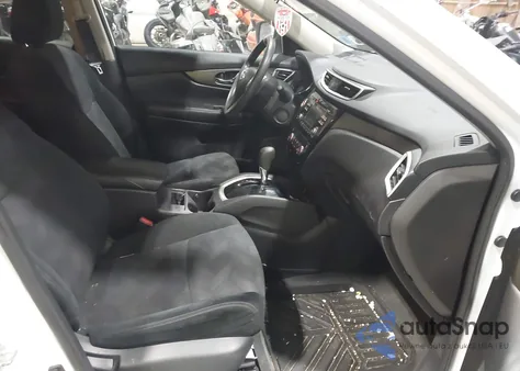 2015 Nissan Rogue Sv z USA, uszkodzony, nr VIN 5N1AT2MV1FC766139